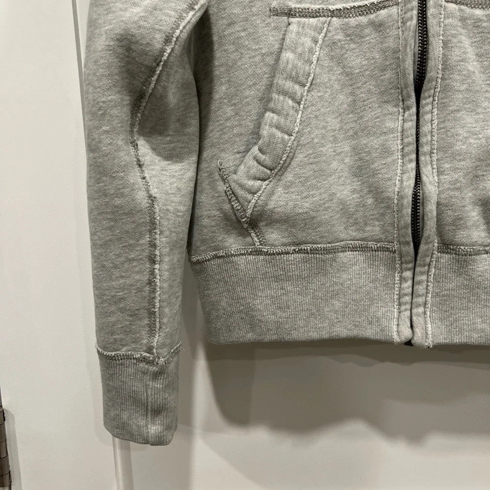 Abercrombie Kids, boy’s distressed zip hoodie - Picture 6 of 8